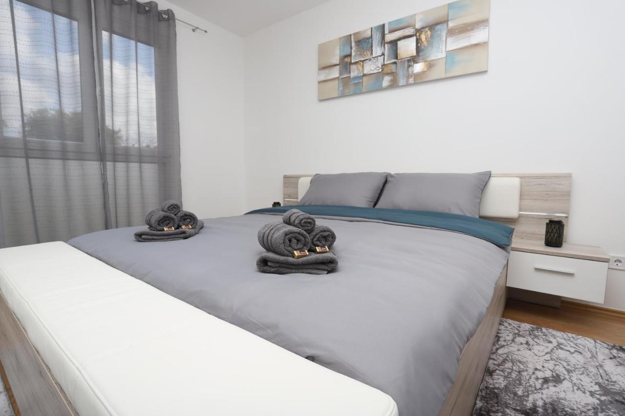 Apartman Perla Deluxe 波雷奇 外观 照片